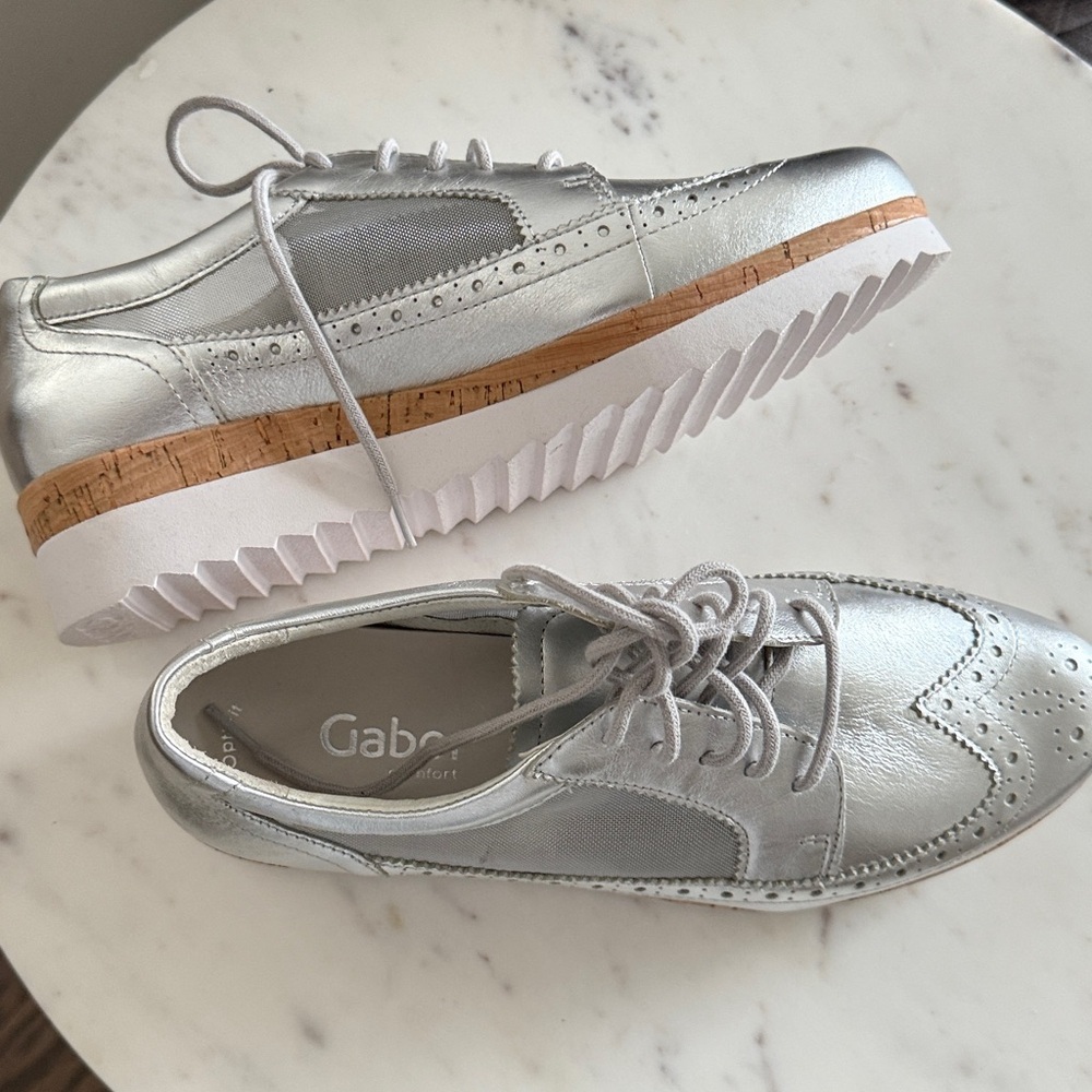 Gabor Metallic Oxfords Shoes Size 9